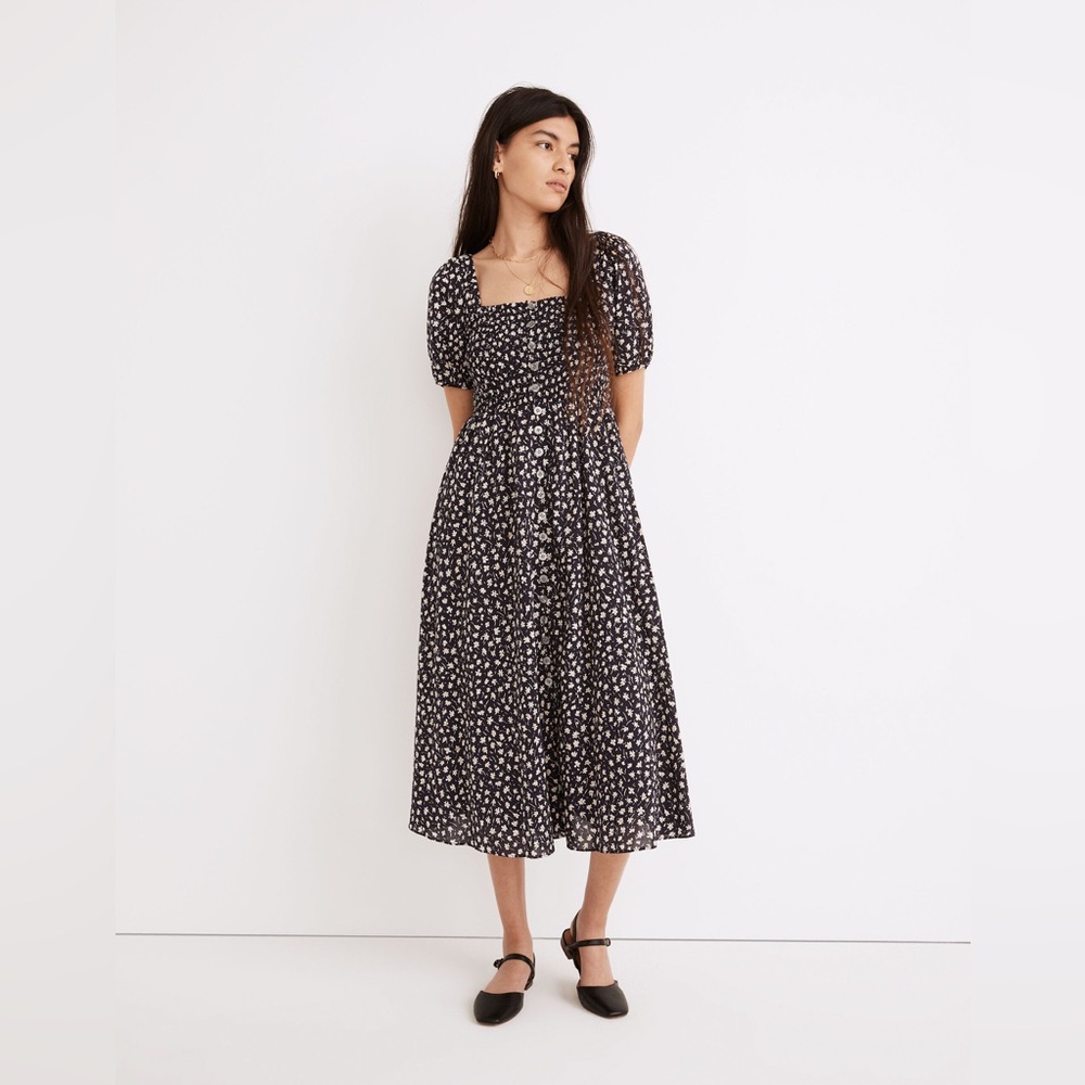 Madewell Lucie Smocked Button-Front Midi Dress in Sweet Floral